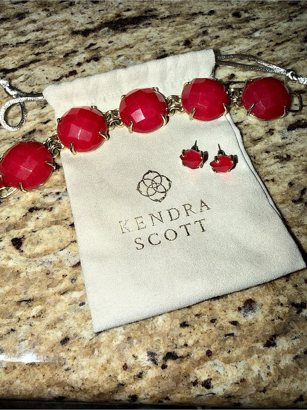 Kendra Scott Red & Gold Stone Bracelet & Earrings Set